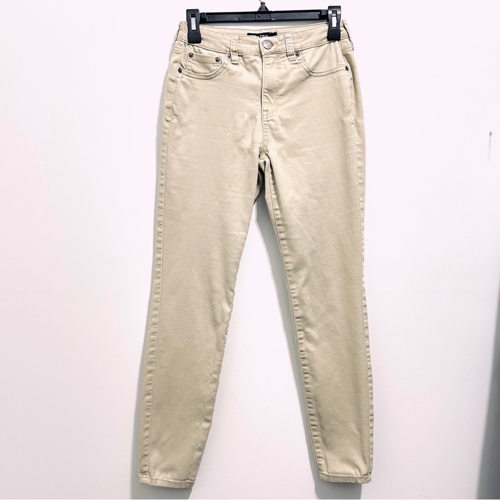 Aeropostale AERO Women’s High Rise Khaki Pants